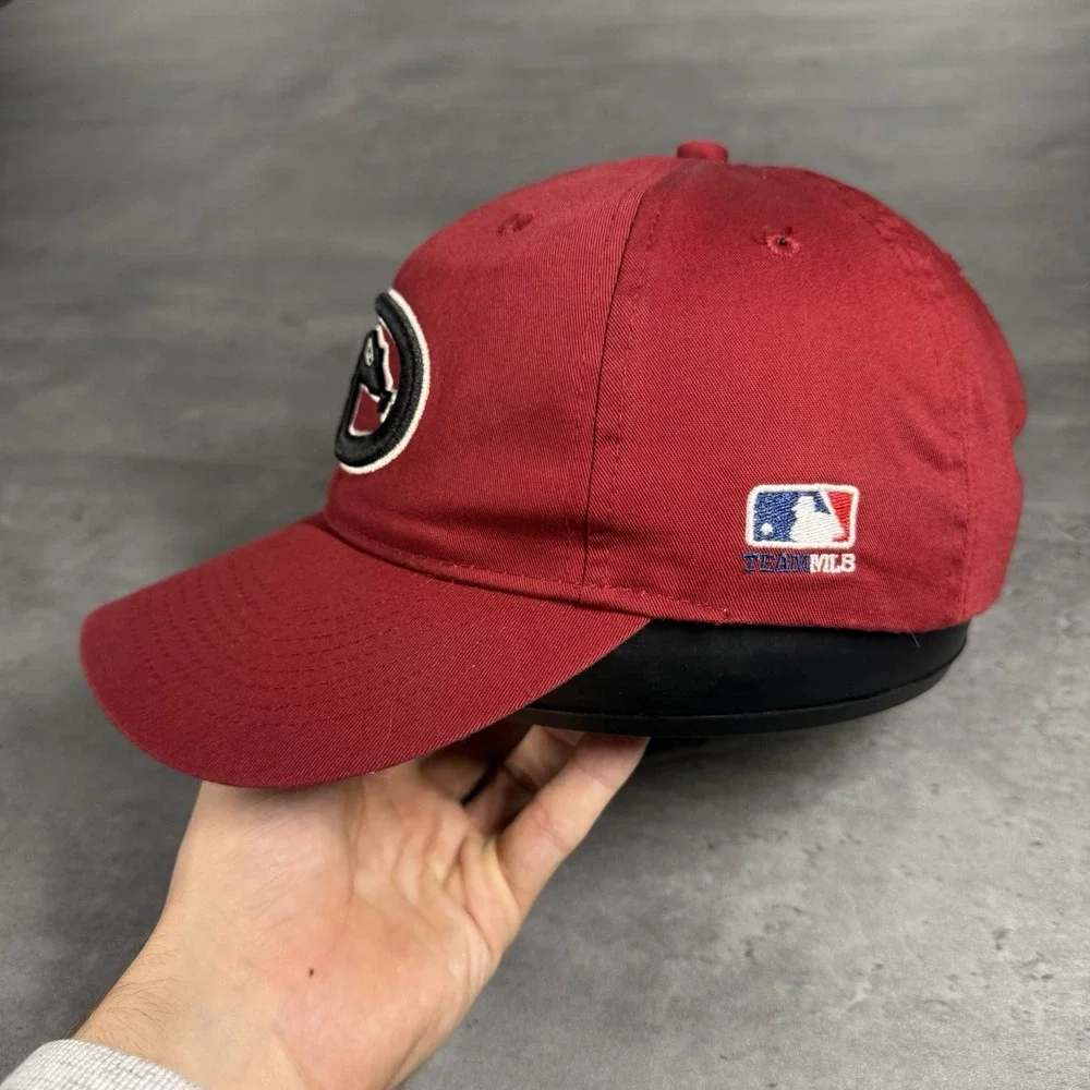 Vintage‎ Arizona Diamondbacks Hat Red Youth / Womens MLB Black Strapback MLB Cap